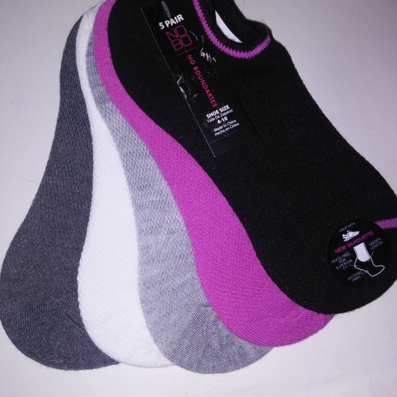 Set‎ of 5 No Boundaries Socks - Picture 2 of 4